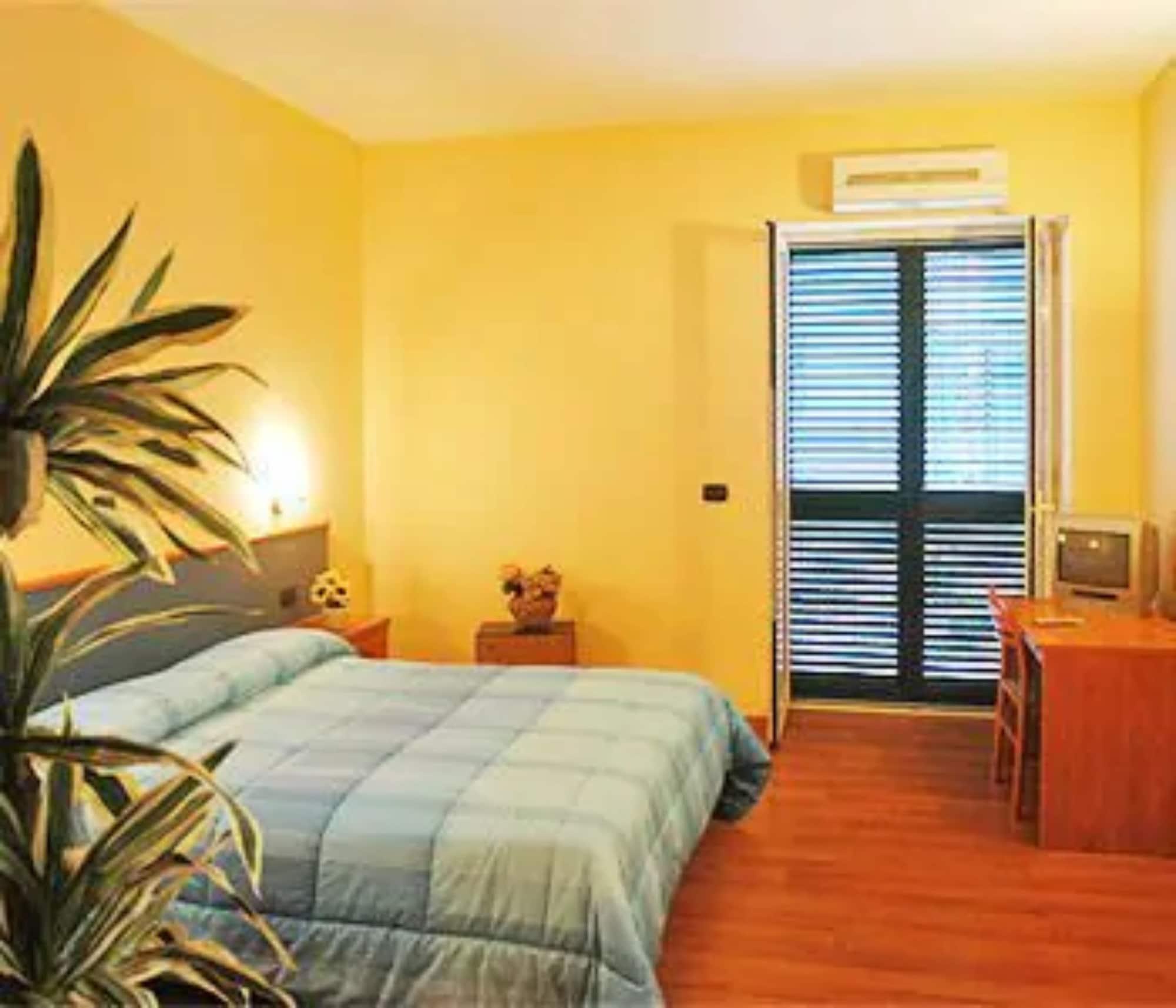 Cesare Augusto Hotel Napels Buitenkant foto